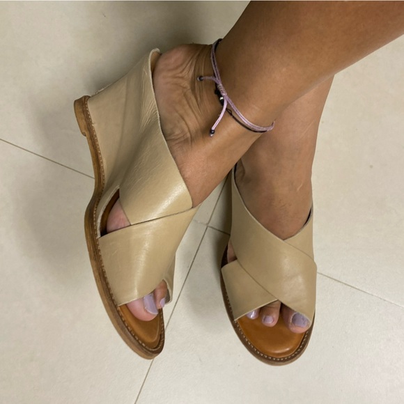 J Jill Women’s Open Toe Criss Cross Strap Wedge Sandals Beige Leather Size 11 - Picture 7 of 16